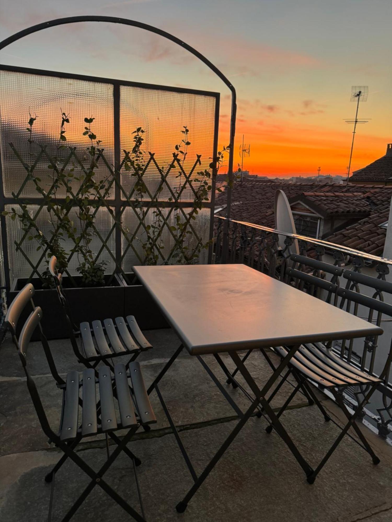 Le Tre Ca', Ca' Cecilia, Ca' Nina, Ca' Vittoria Appartement Asti Buitenkant foto