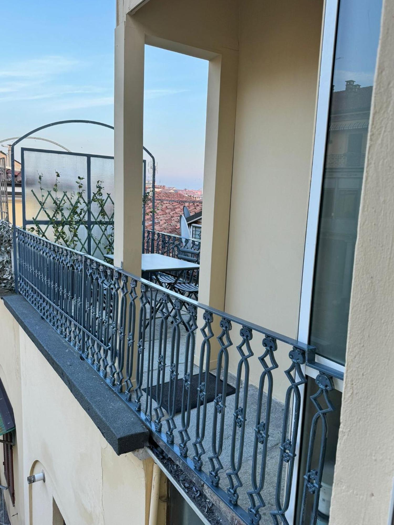 Le Tre Ca', Ca' Cecilia, Ca' Nina, Ca' Vittoria Appartement Asti Buitenkant foto