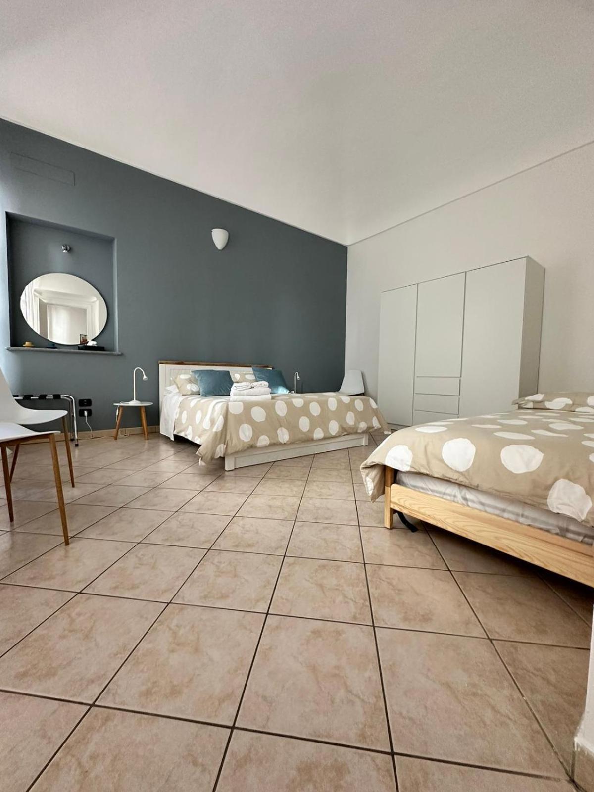 Le Tre Ca', Ca' Cecilia, Ca' Nina, Ca' Vittoria Appartement Asti Buitenkant foto