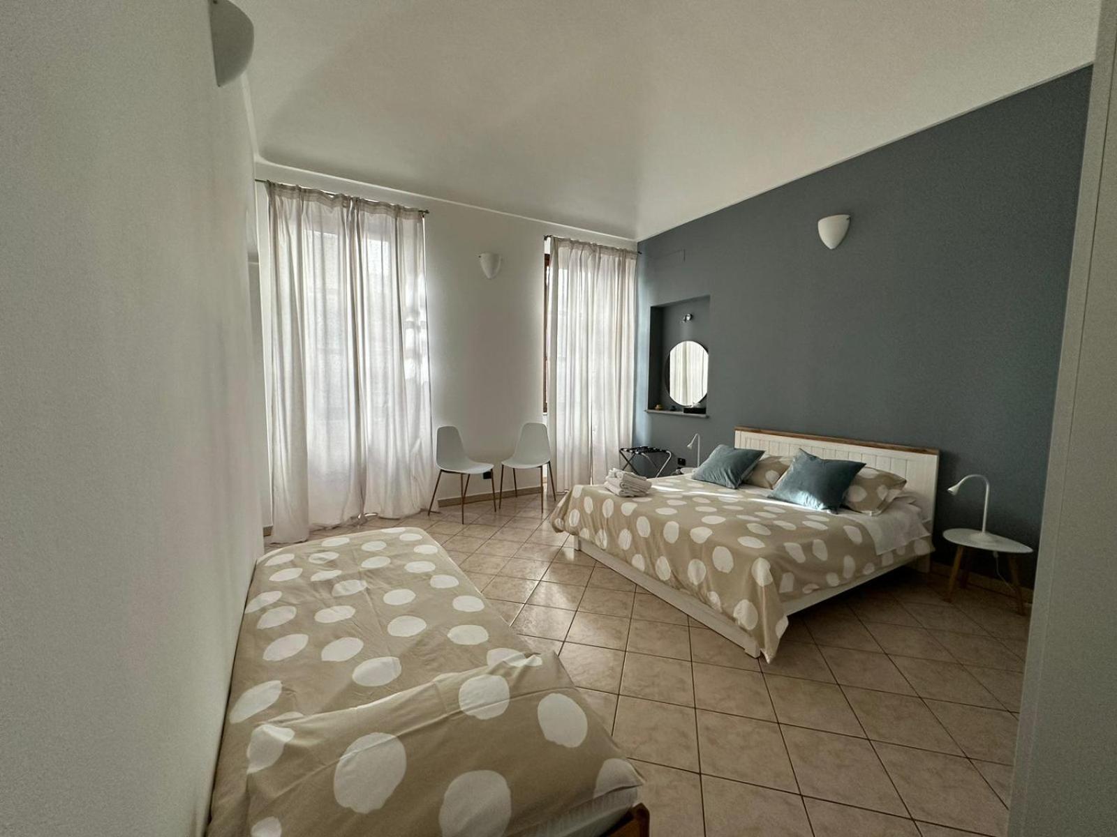 Le Tre Ca', Ca' Cecilia, Ca' Nina, Ca' Vittoria Appartement Asti Buitenkant foto