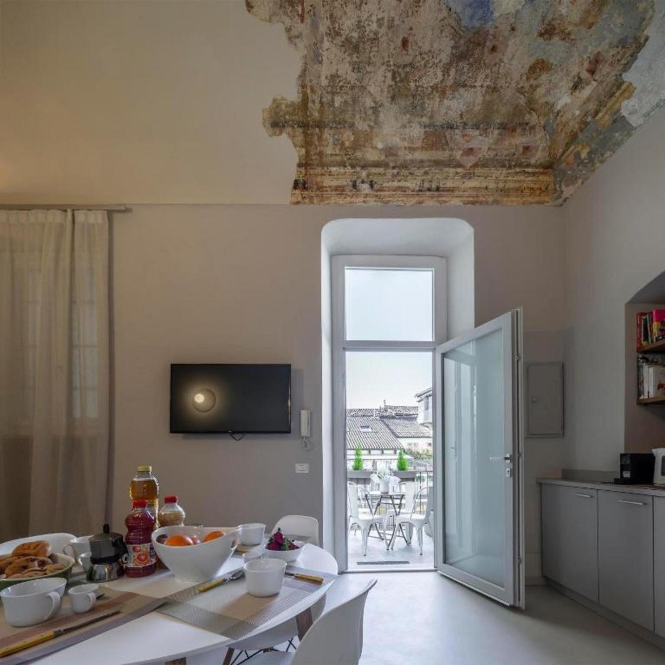 Le Tre Ca', Ca' Cecilia, Ca' Nina, Ca' Vittoria Appartement Asti Buitenkant foto