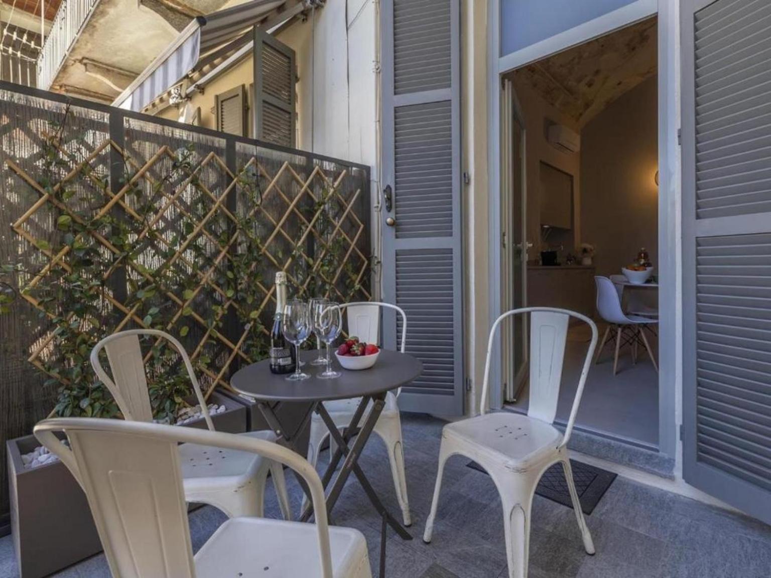 Le Tre Ca', Ca' Cecilia, Ca' Nina, Ca' Vittoria Appartement Asti Buitenkant foto